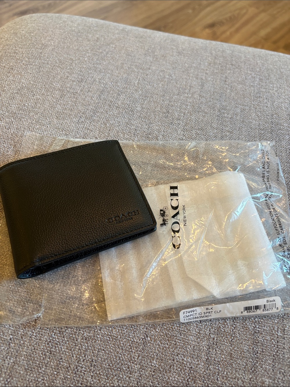 Coach Black Pebbled Leather Bifold Wallet